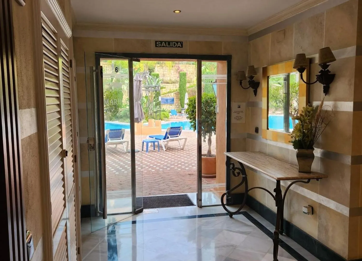 Luxury 2 Bedroom Apartment, Sierra Blanca, Marbella Apartment