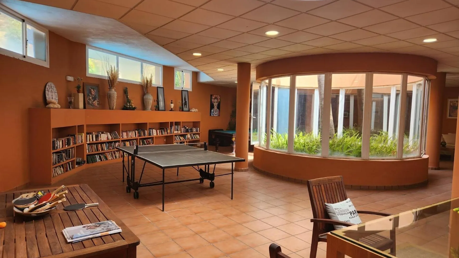 Apartment Luxury 2 Bedroom Apartment, Sierra Blanca, Marbella Spain