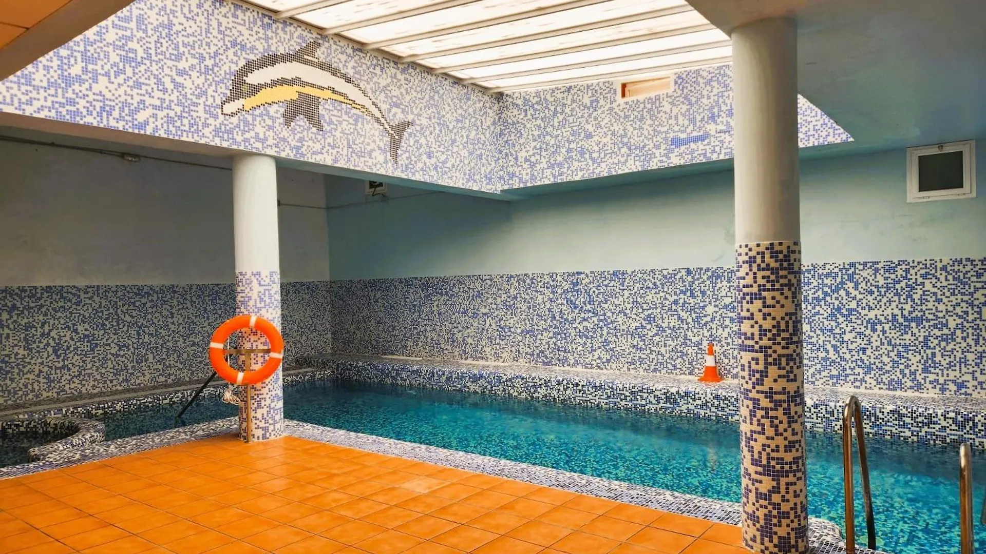 Luxury 2 Bedroom Apartment, Sierra Blanca, Marbella 0*,