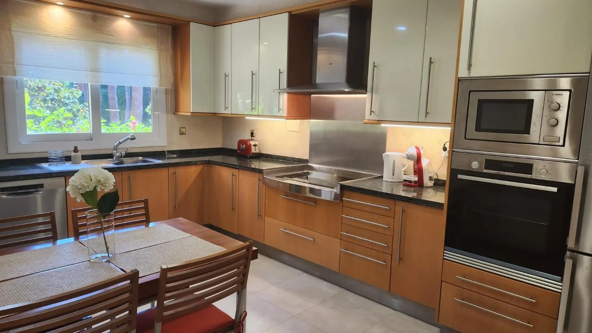 Apartment Luxury 2 Bedroom Apartment, Sierra Blanca, Marbella